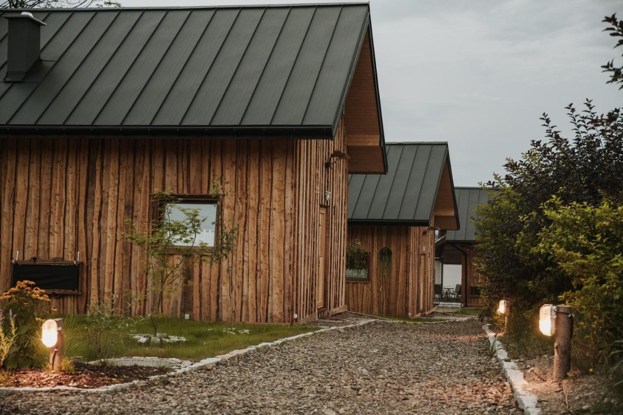 Rogate Domki Zasan ภายนอก รูปภาพ
